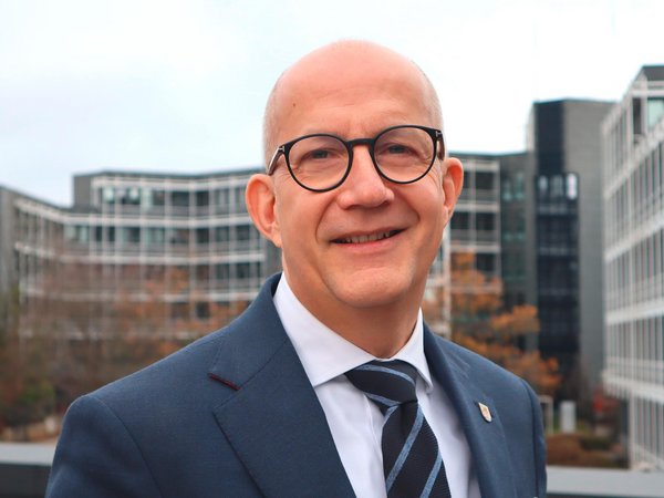 Zu sehen ist der Landrat Ralf Schwarzkopf