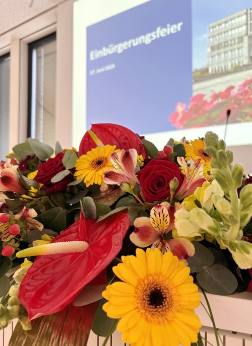 Einbürgerungsfeier im großen Sitzungssaal im Kreishaus Lüdenscheid. Foto: Alexander Bange / Märkischer Kreis