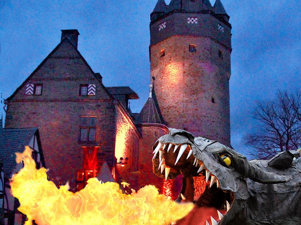 Anno Tuck 2026: Vom 31. Juli bis 2. August erobern Ritter und Drachen die ehrwürdigen Mauern der Burg Altena. Foto: Michelle Wolzenburg/Märkischer Kreis