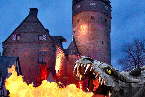Anno Tuck 2026: Vom 31. Juli bis 2. August erobern Ritter und Drachen die ehrwürdigen Mauern der Burg Altena. Foto: Michelle Wolzenburg/Märkischer Kreis