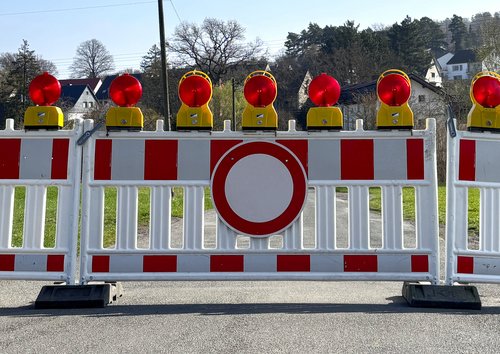 Ab dem 2. März wird die Kreisstraße Richtung Halver-Schwenke voll gesperrt - voraussichtlich bis Ostern. Eine Umleitung wird ausgeschildert. Symbolfoto: Hannah Heyn / Märkischer Kreis