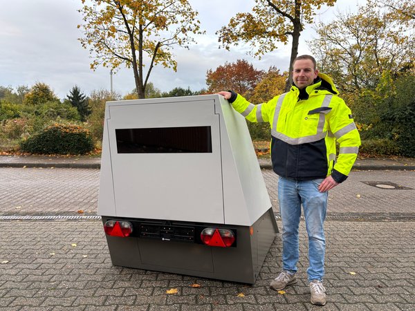 Der Märkische Kreis hat einen neuen Enforcement-Trailer erhalten. Foto: Katharina Buschmann / Märkischer Kreis