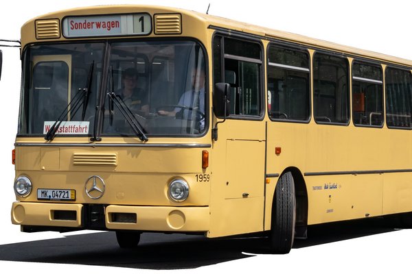 Zu einem erlebnisreichen Ausflug nach Menden in einem historischen Oldtimerbus laden der Heimatbund Märkischer Kreis e.V. und der Traditionsbus Mark-Sauerland e.V. am 13. Juni ein. Foto: Traditionsbus Mark-Sauerland e.V.