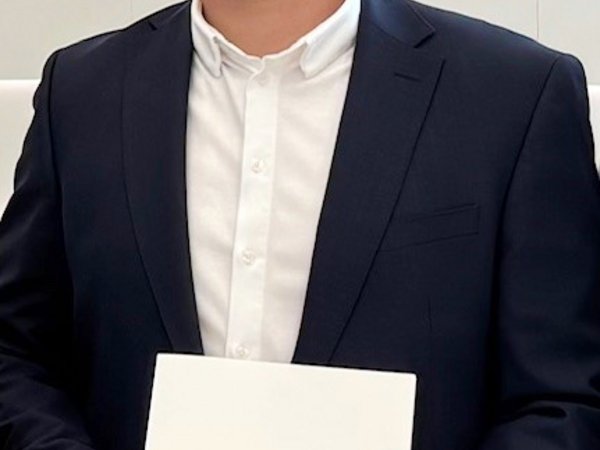 Florian Sönnecken aus Schalksmühle ist seit dem 1. Juli dieses Jahres neuer Fachdienstleiter Umwelt beim Märkischen Kreis. Foto: Alexander Bange / Märkischer Kreis