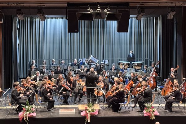 Das Konzert des Märkischen Jugendsinfonieorchesters in Lüdenscheid am 30. August wird in die Aula des Geschwister-Scholl-Gymnasiums in Lüdenscheid verlegt. Foto: Michelle Wolzenburg / Märkischer Kreis 