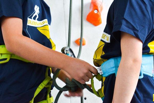 Jetzt online: Im neuen Bildungsplan 2026 der Jugendbildungsstätte des Märkischen Kreises steht auch Klettern für Familien wieder auf dem Programm. Foto Brehm/ Märkischer Kreis