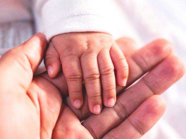 Hände Baby Erwachsene
