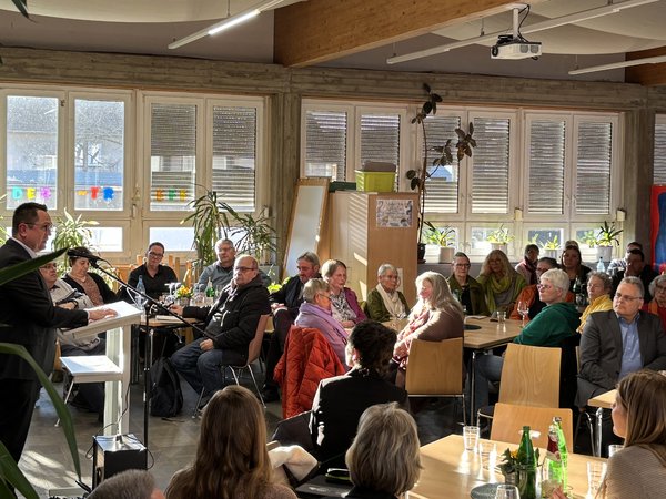 Landrat Marco Voge beim Auftakt zu den Internationalen Wochen gegen Rassismus, hier im Sozialen Bürgerzentrum Kierspe. Foto: Alexander Bange / Märkischer Kreis