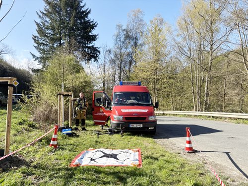 Unterstützt wurde der Einsatz auch durch die Drohneneinheit des Märkischen Kreises. Foto: Alexander Bange / Märkischer Kreis