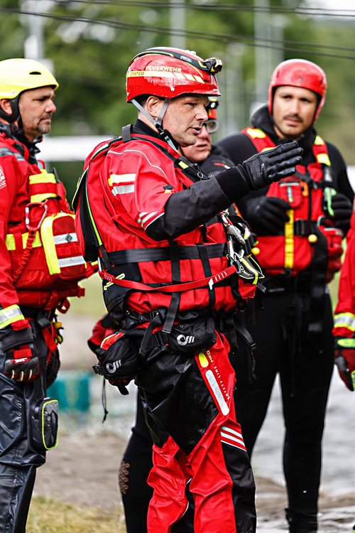 "Das ist gelebter Zusammenhalt über Gemeindegrenzen hinweg“, sagt Kreisbrandmeister Michael Kling. Foto: Feuerwehr Iserlohn