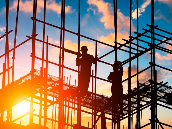 Bauarbeiter auf Baustelle